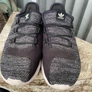 Adidas Tubular Black/White